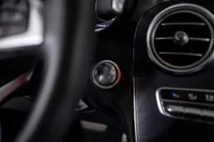 2019 Mercedes-Benz GLC 300 4MATIC® Coupe — thumbnail 10