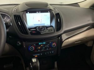 2019 Ford Escape Titanium — thumbnail 17