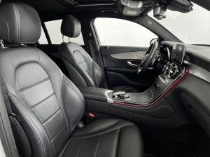 2019 Mercedes-Benz GLC 300 4MATIC® Coupe — thumbnail 17