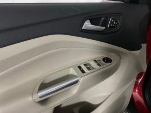 2019 Ford Escape Titanium — thumbnail 24