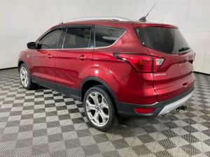 2019 Ford Escape Titanium — thumbnail 5